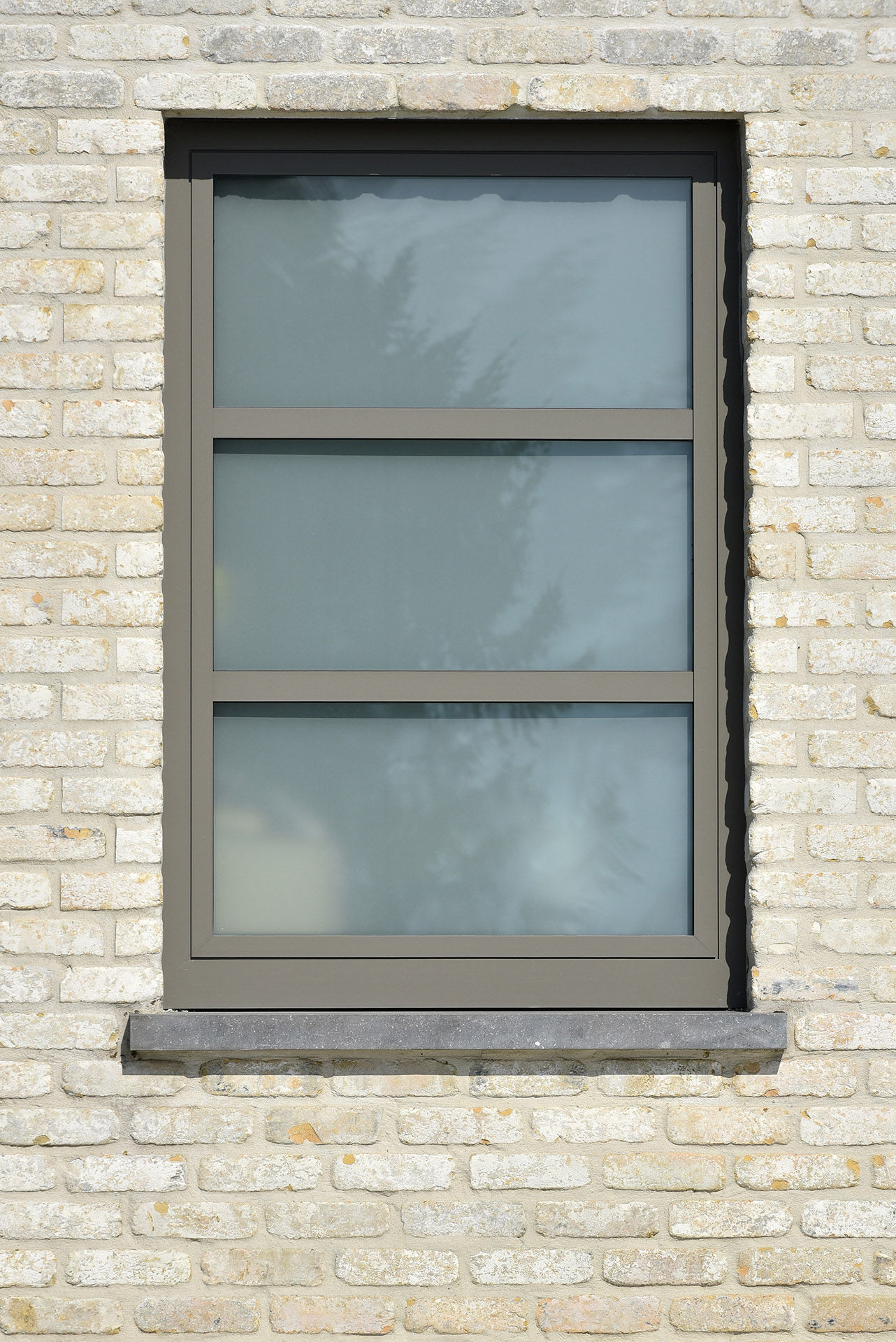 PIERRET fenêtre en aluminium triple vitrage