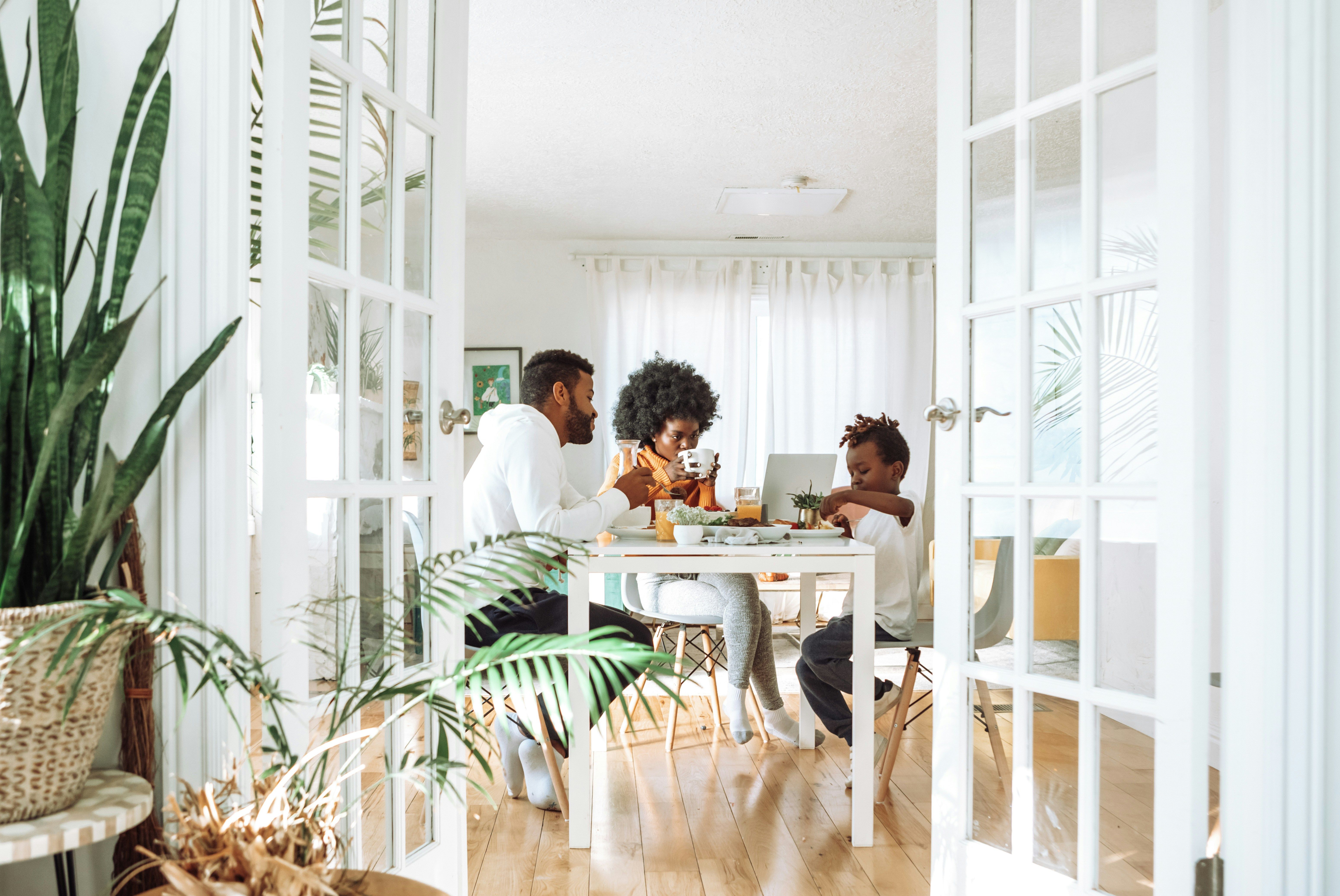 Témoignage clients pour une réalisation Pierret Portes & Fenêtres